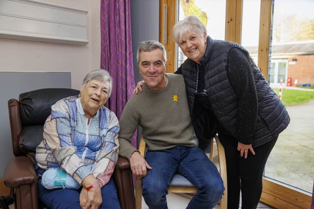 Muriel Rendall, 78, said it was “lovely” to meet Nesbitt, describing him as “so warm and friendly”.