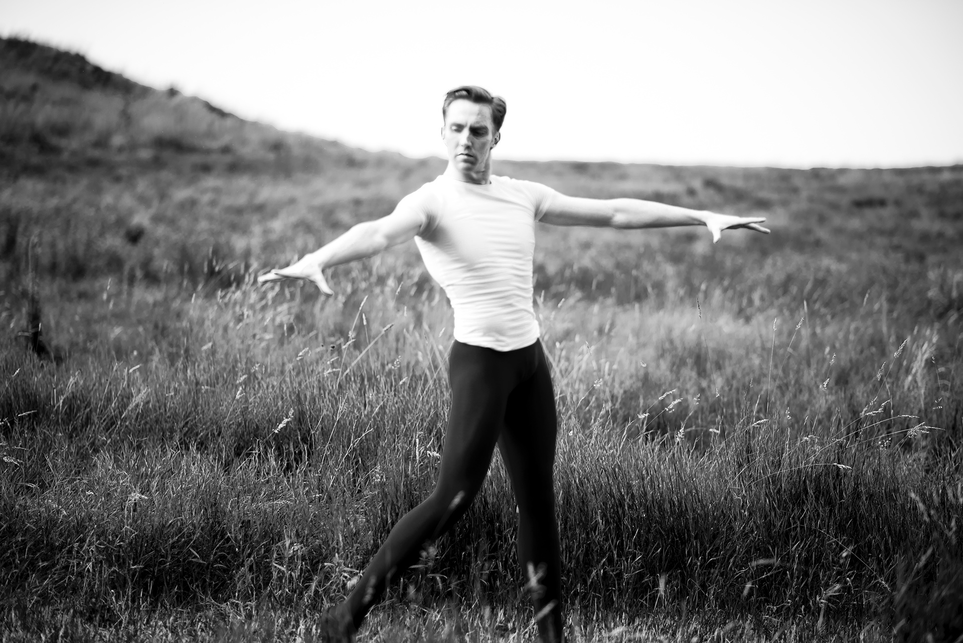 Ruaidhrí Maguire will be among the established stars of the international ballet and dance world performing in Belfast this weekend.