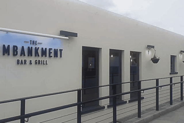Situated in Ebrington Square, the newest addition to the Bentley Group offers a Coffee Hatch in the from 8am, fresh food daily and a fantastic selection of cocktails to enjoy after dinner. As if that wasn’t enough, they also have entertainment on all Jazz Festival weekend! 
