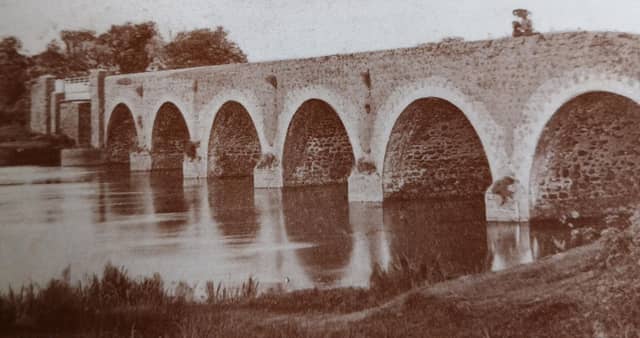 Henry Roach was the original architect of the bridge, with the drawbridge feature added later by up-and-coming engineer Robet Stuart.