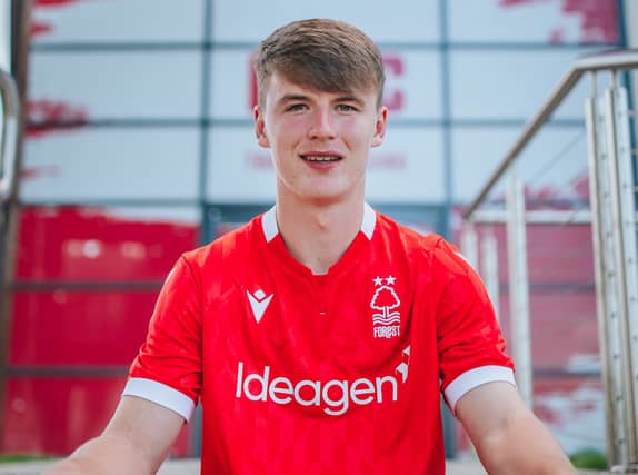 Aaron Donnelly signs his first professional soccer contract. (Pic: Nottingham Forest FC)