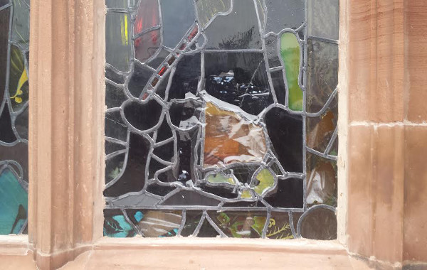 Guildhall windows to get protective glazing
