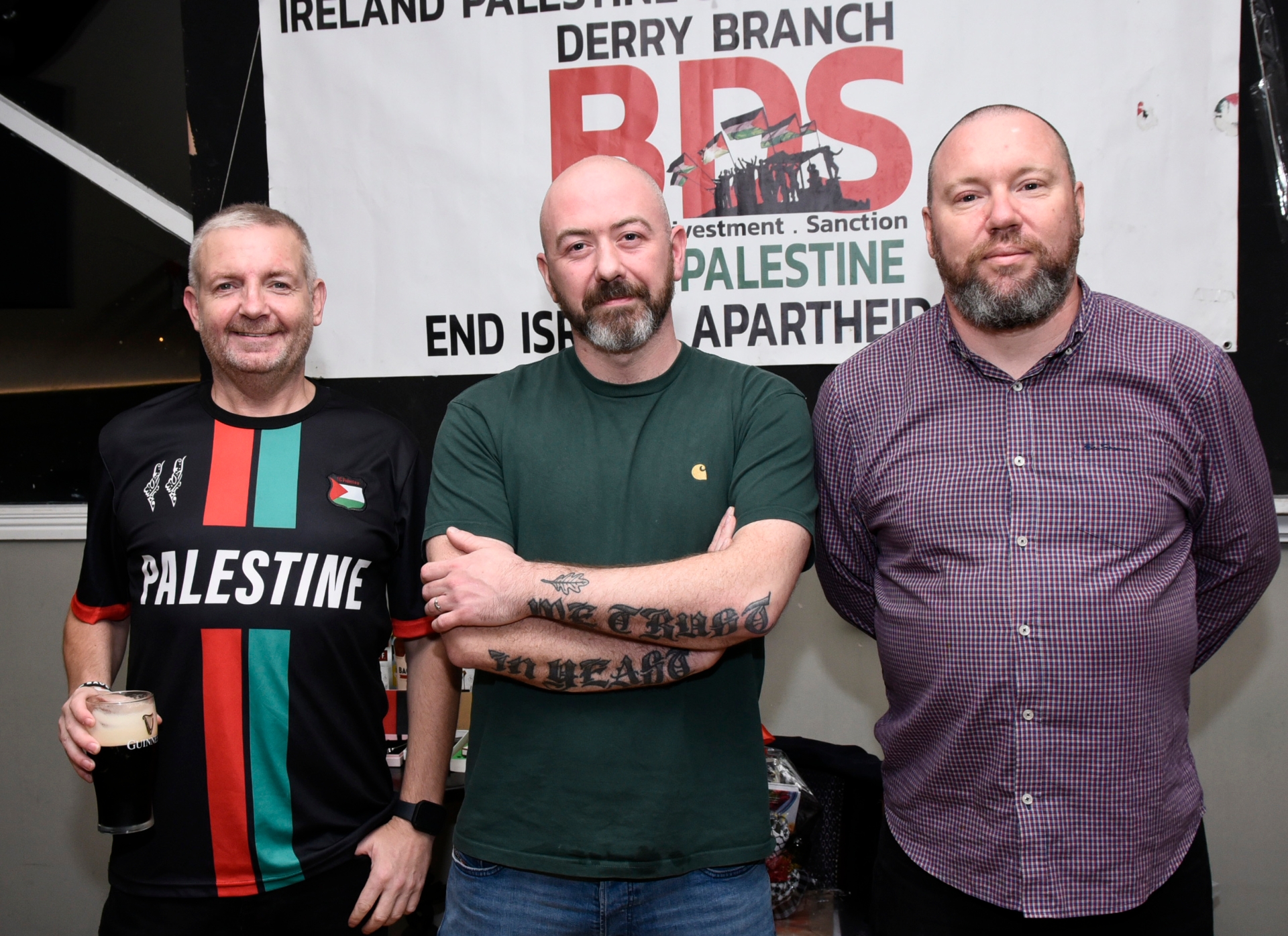 IN PICTURES: Derry fundraising quiz for Gaza in The Rocking Chair Bar