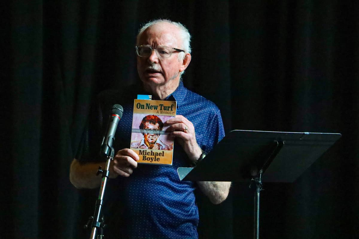 Lavey Native To Recall Memories Of Seamus Heaney At Bellaghy Event lavey-native-to-recall-memories-of-seamus-heaney-at-bellaghy-event