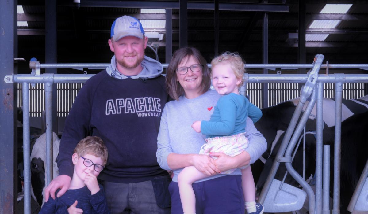 Limavady farmer honoured for quality of his milk Derry Now