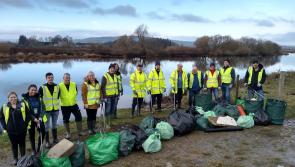 Volunteers clean up River Foyle