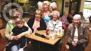 Throwback Thursday: Caf&eacute; Creggan Social Event (2006)