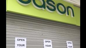 Mayor and trade unionists declare support for Eason staff