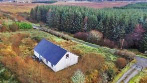 Four-bedroom house in a stunning part of Donegal is being sold for less than £60,000 at an upcoming auction