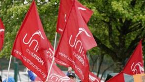 Council to return to discuss workers' pay offer next week