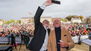 Thousands join Phil Coulter for ‘Come and Sing’ performance at Derry’s Ebrington Square