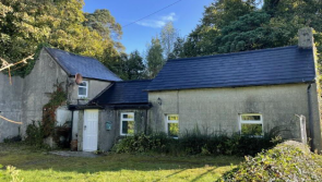 PICTURES: DIYers dream cottage up for auction with fantastic starting price