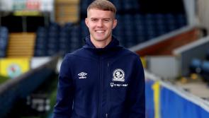 Derry City sign former Blackburn Rovers midfielder Jacob Davenport