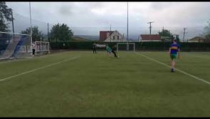WATCH: Former Manchester United and Northern Ireland star puts local goalkeepers through their paces