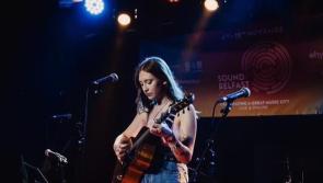 Derry musician, Cara Quinn, chats to Derry News about her latest single, her musical aspirations and gigging post-pandemic