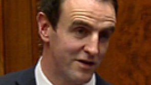 Durkan slams Sinn Féin Minister for "failing the homeless"