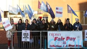 Strikes: Thousands of nurses stage second walkout in row over pay