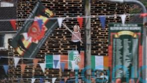 O’Neill urges people burning effigies of politicians to ‘catch themselves on’