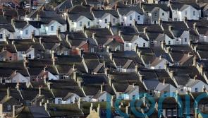 Average UK house price jumps by more than £2,200 in a month