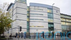 Criminal barristers vote to extend action in legal aid cases