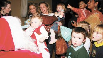 Derry Christmas 2014: Santa brings cheer to Clooney Family Centre Christmas Party