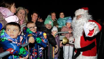 IN PICTURES: Santa helps light up Strathfoyle for Christmas