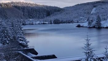 NI Water urges public to stay safe on winter walks around local reservoirs