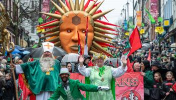 Rain fails to dampen spirits at Derry&rsquo;s St Patrick&rsquo;s Day parade