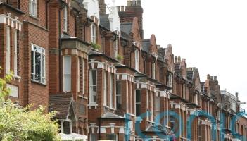 Average UK house price jumps by more than £1,000 month-on-month – Halifax