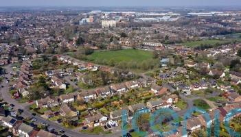 Average UK house price rises above &pound;300,000 for first time &ndash; Halifax