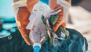 Drinks-related litter problem widespread on UK beaches, charity warns