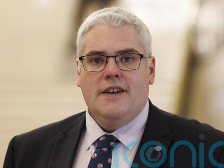 DUP leader accuses other parties of &lsquo;making it worse&rsquo; for struggling families