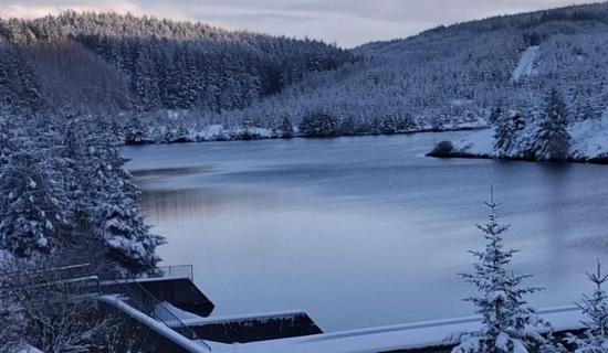 NI Water urges public to stay safe on winter walks around local reservoirs