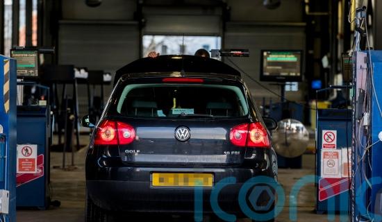 High Court to hear legal challenge over car emissions testing