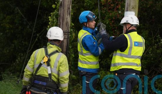 Crews doing &lsquo;very best&rsquo; to restore power after Storm Amy