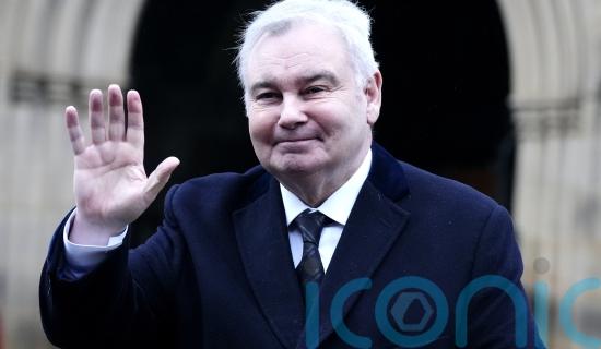 Eamonn Holmes says he will do his best to get well soon after stroke