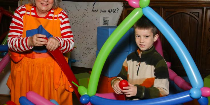 IN PICTURES: Families enjoy puzzles and magic as 'Maths in the City' arrives in Derry