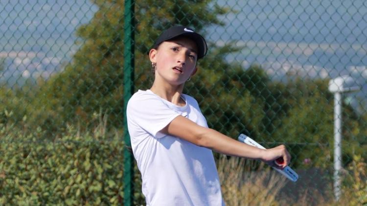 Young Derry woman blazing a trail in the tennis world in the north west