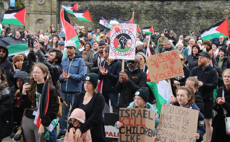 IN PICTURES: Derry RISE for Palestine march to Guildhall Square