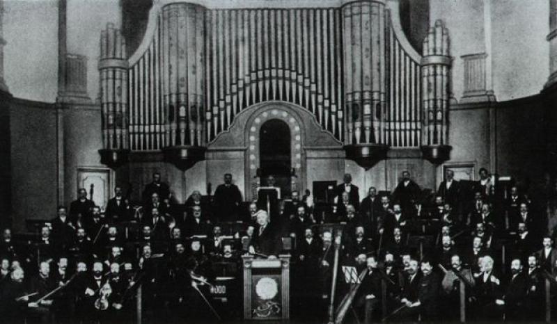 Alexandrina Stewart once performed with the renowned Halle Orchestra.