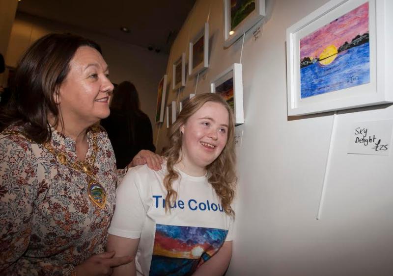 Mayoral praise for 'high standard' of Tori's art work