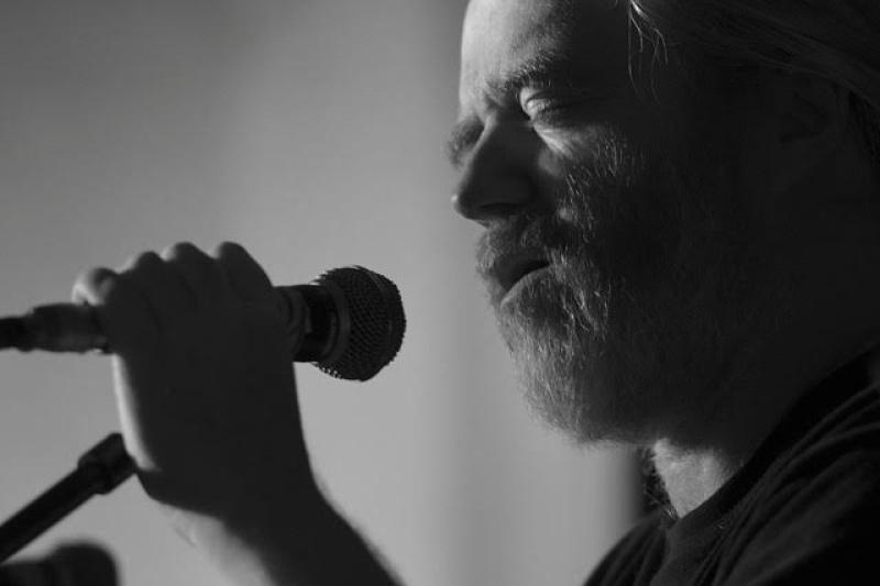 Musical tribute to ‘Downhill’ Derry and its famous pubs