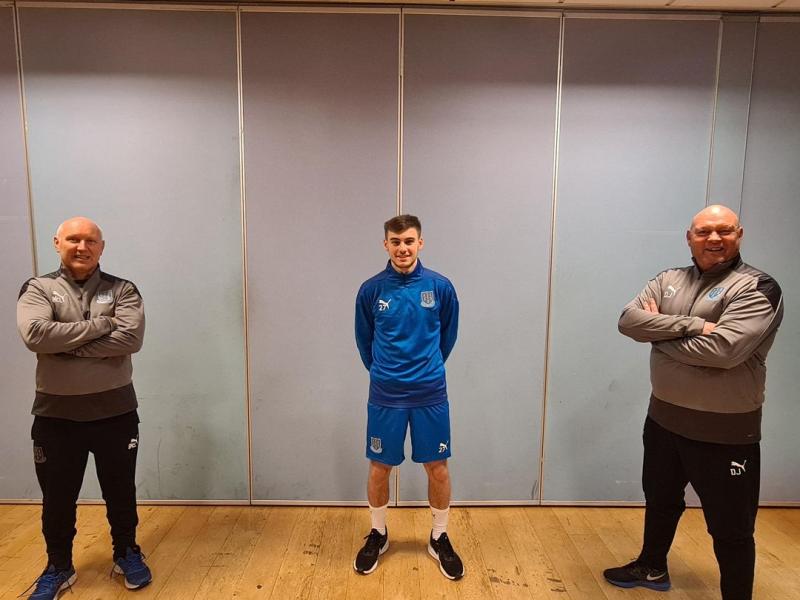 Ballinderry player signs for Ballymena
