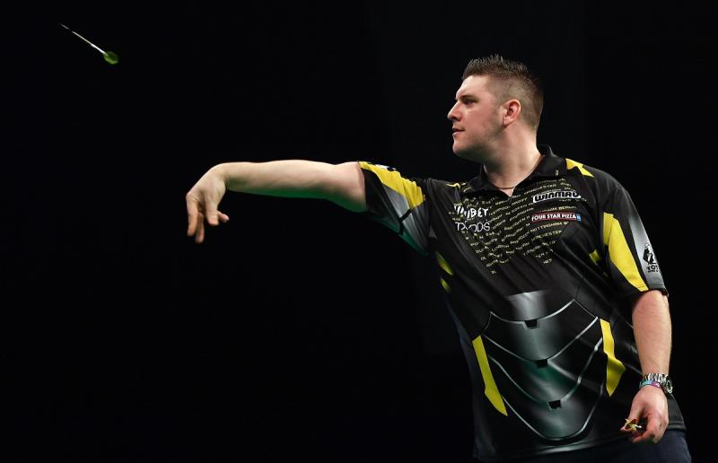 Gurney into the last eight of PDC World Darts Championship