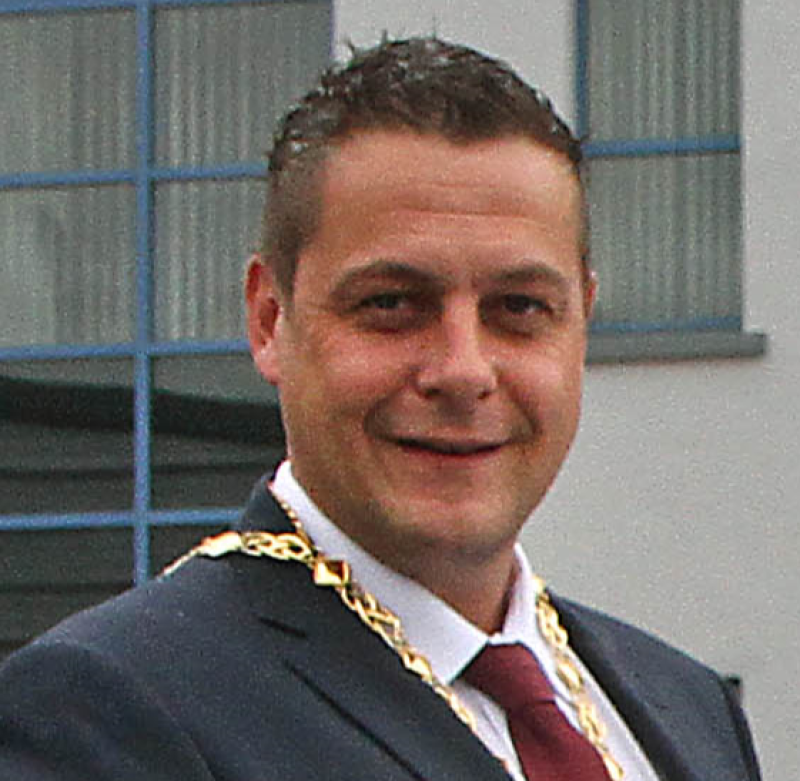 Mayor calls on schools to reach out and bridge generation gap