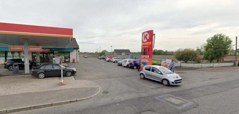 Unaccompanied 'L' driver pressed accelerator instead of brake