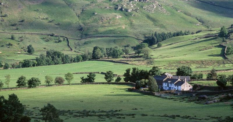Local council demands Department withdraw planning advice