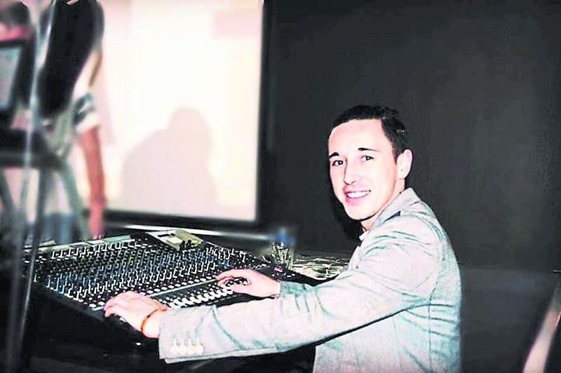 xp15 offlead Young Derry musician, Lee McVicker, has penned a piece of music called 'Hope' to inspire those who have been affected by suicide FEB 21 1