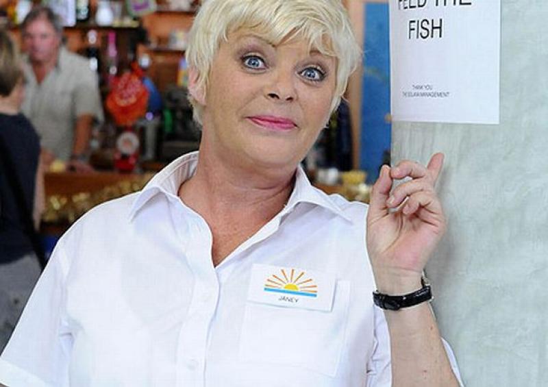 Star of hit TV comedy series to take to Derry stage