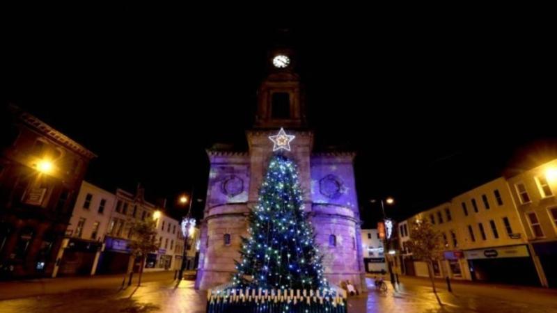 Council to retain natural trees for Christmas displays and upgrade lighting